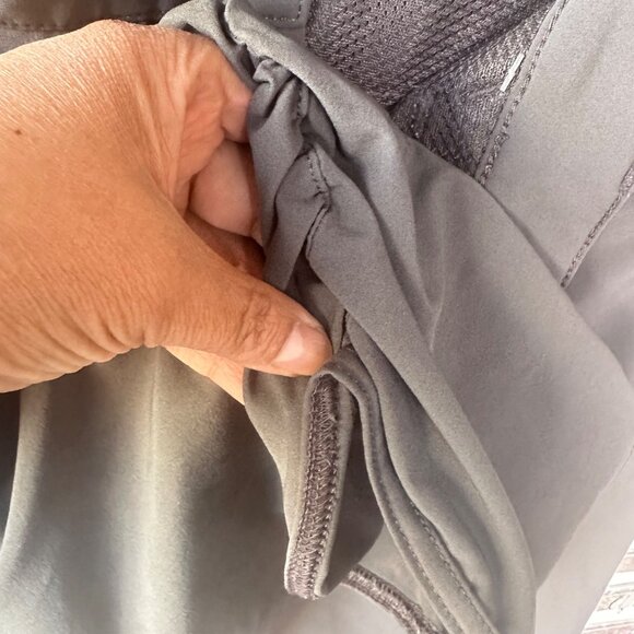 Eddie Bauer Womens Capri Ruched Hiking Pants Gray Sz 2 Stretch Travel 5 Pockets - Picture 9 of 10